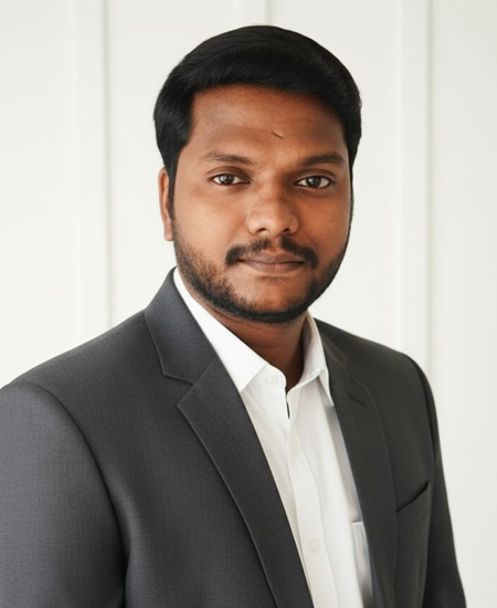 Staff-assistant correspondent